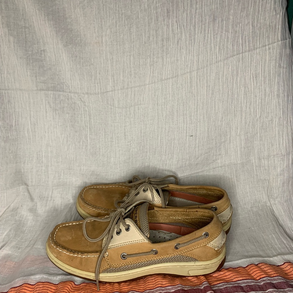 Sperry boat shoes